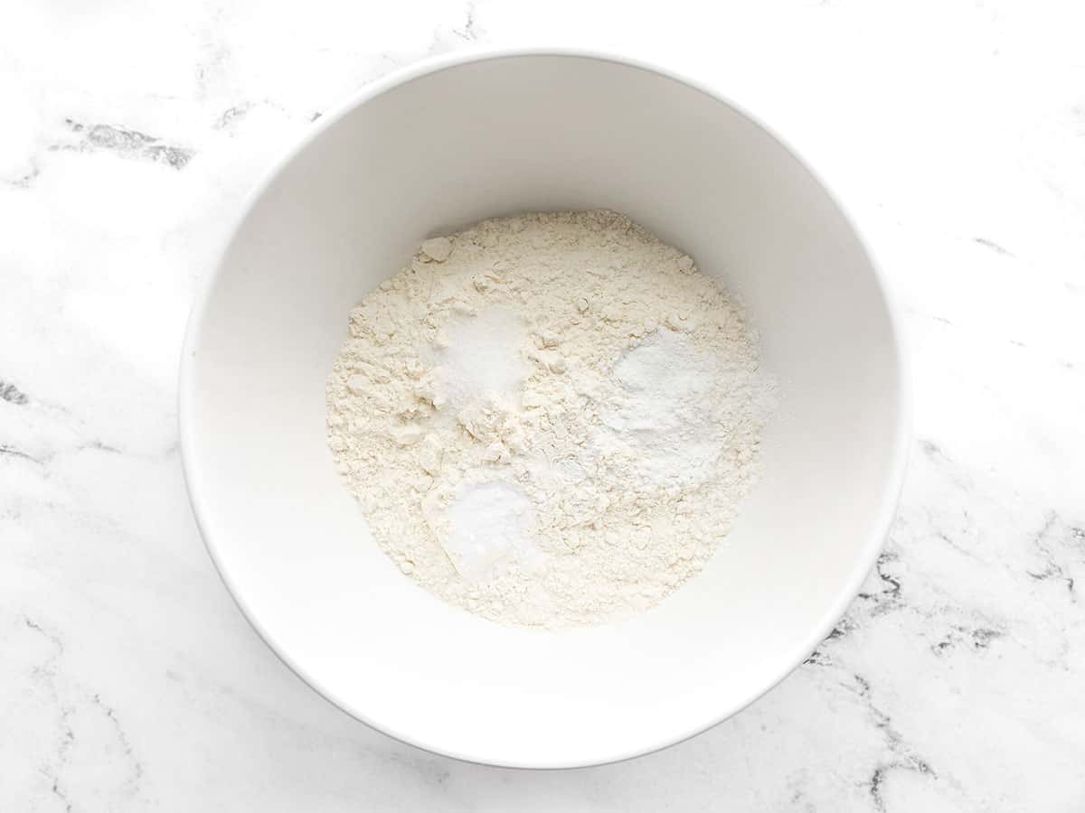 biscuit dry ingredients in a bowl