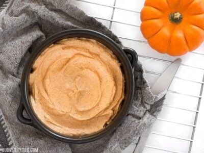 Pumpkin cream cheese spread is the perfect autumn spread for bagels, toast, graham crackers, or even dipping apples. BudgetBytes.com