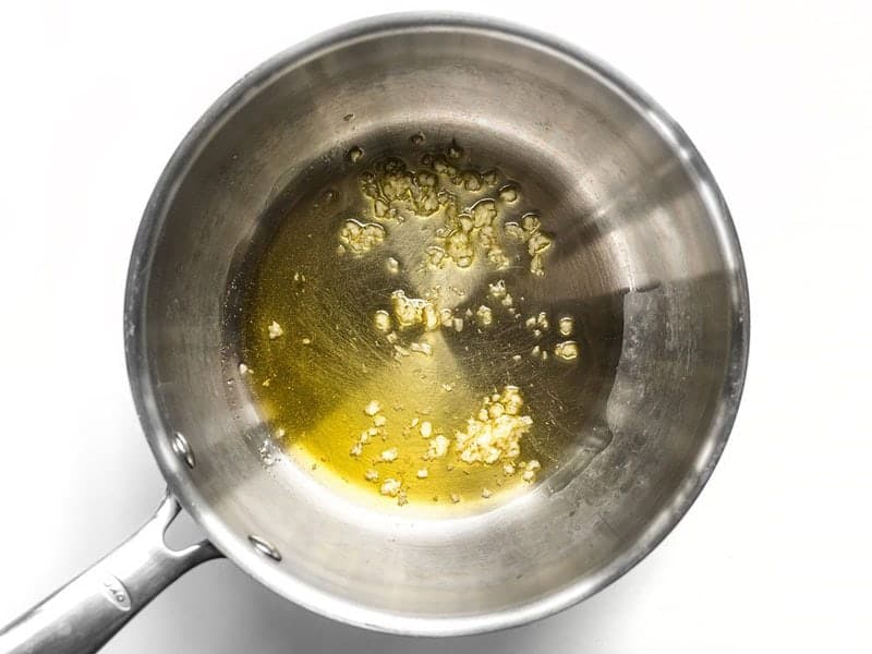 Garlic and Olive Oil for Pizza Sauce