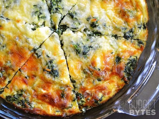 Spinach and Mushroom and Feta Crustless Quiche is a great low carb breakfast or brunch tread packed with vegetables and protein. BudgetBytes.com