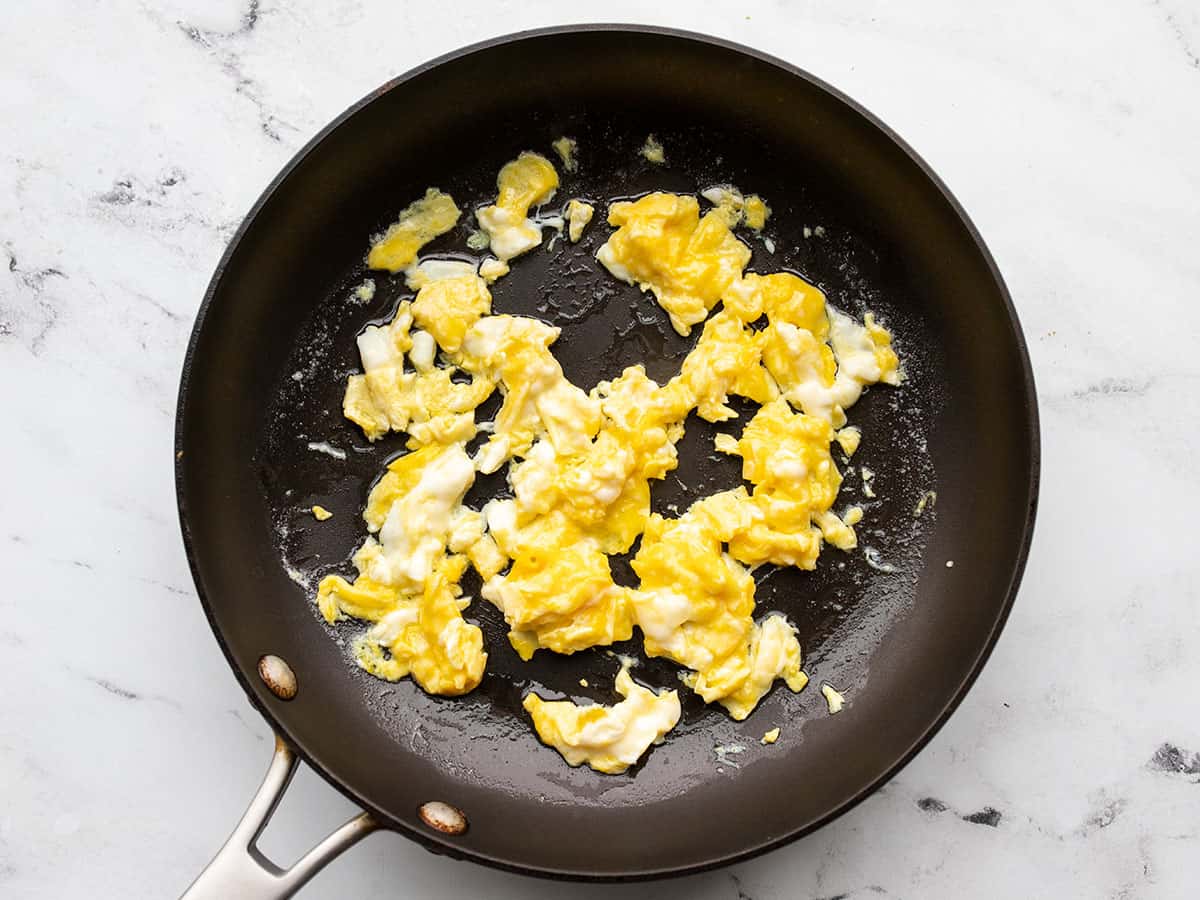 Scrambled eggs in a skillet