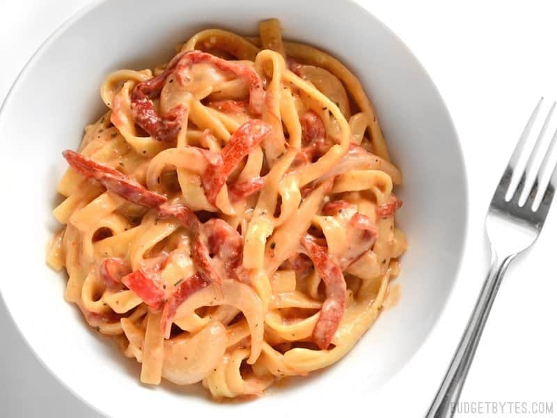 Overhead shot of a bowl of One Pot Roasted Red Pepper Pasta 