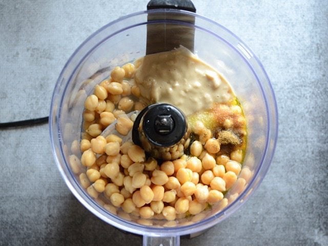 Hummus Ingredients in the food processor