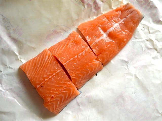 Salmon filet cut into pieces