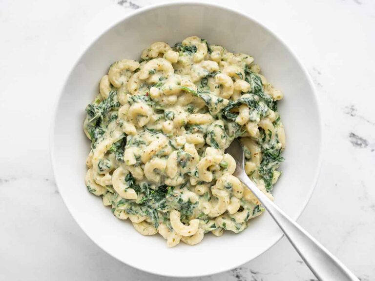 Creamy Pesto Mac Spinach
