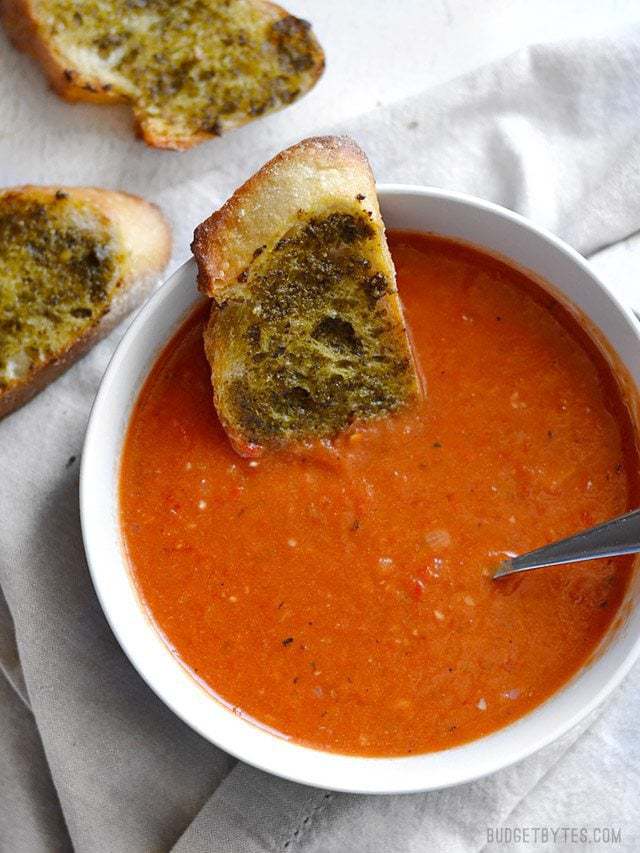 Roasted Red Pepper and Tomato Soup V