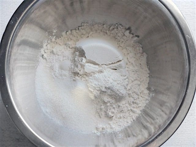 Sweet Biscuit Topping dry Ingredients in a bowl