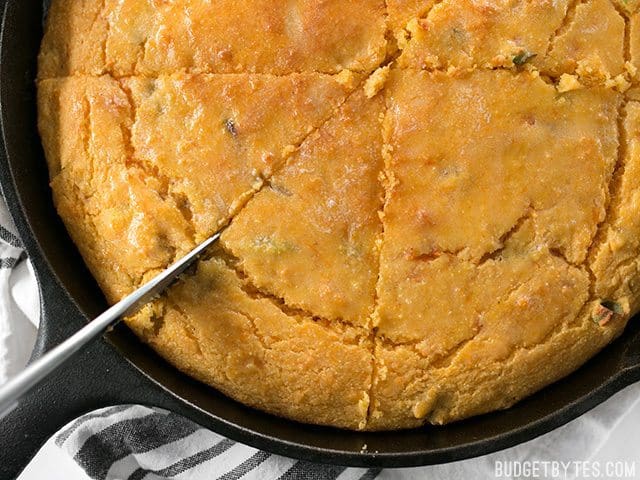 https://www.budgetbytes.com/wp-content/uploads/2016/08/Hatch-Chile-Sweet-Potato-Cornbread-close-slice.jpg