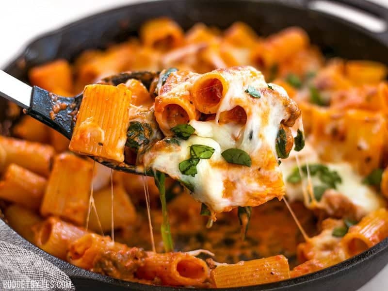 Creamy Roasted Red Pepper Pasta in a skillet