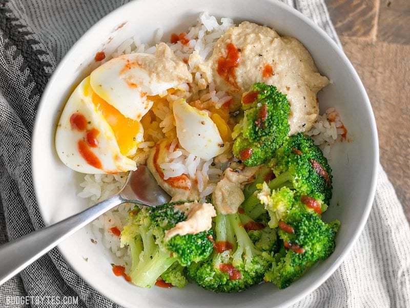 https://www.budgetbytes.com/wp-content/uploads/2017/02/Hummus-Breakfast-Bowl-eat2.jpg