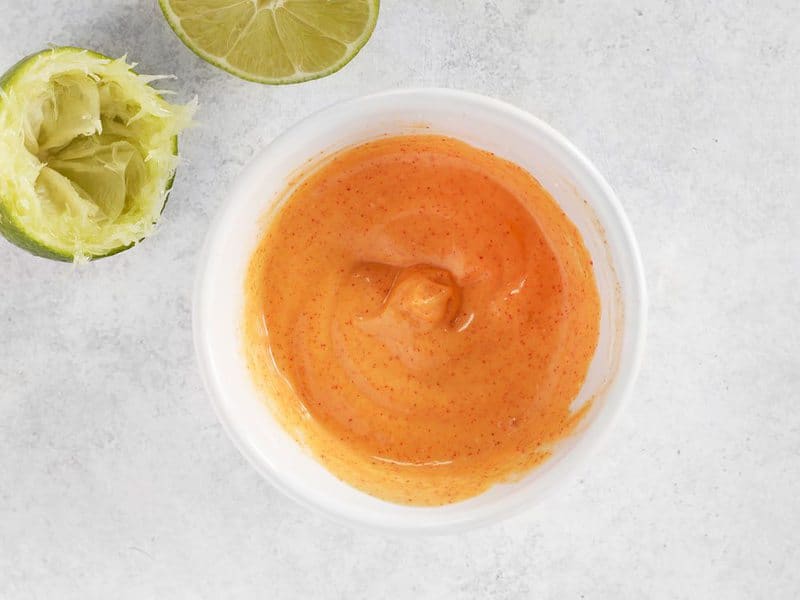 Salsa di lime all'aglio affumicato