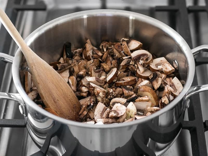 Baby Bella Mushrooms in Pot