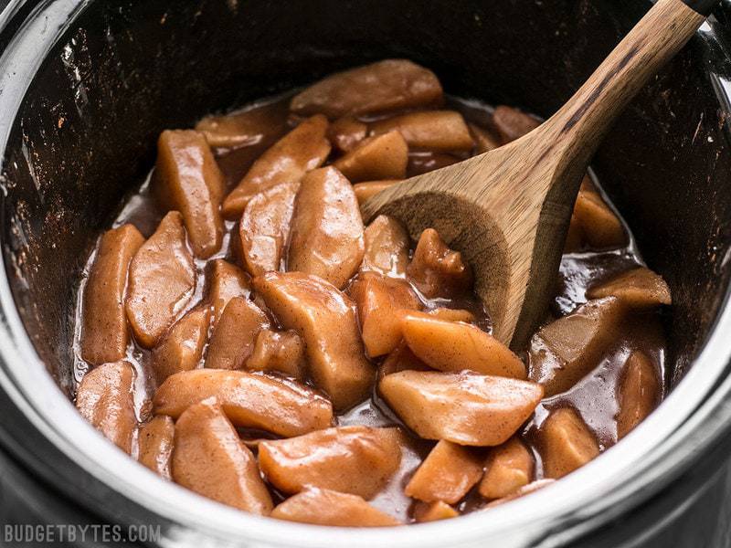 Delicious Autumn Leaves Slow Cooker