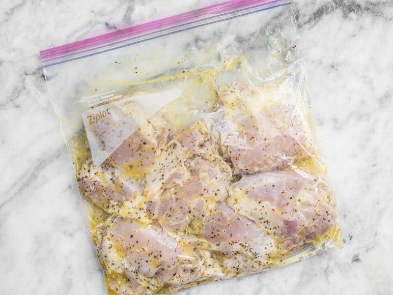 Marinate Chicken Thighs In Garlic and Lemon