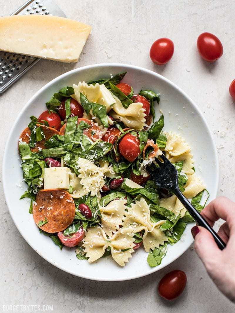 Pepperoni’s rich and peppery bite is the perfect contrast to mild spinach, mozzarella, and pasta in this Pepperoni Pasta Salad. BudgetBytes.com