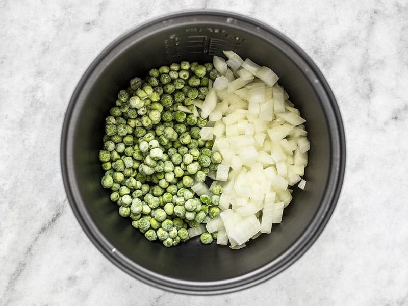 Peas and Onion in Rice Cooker