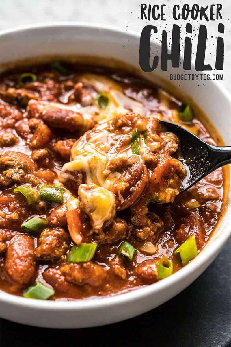 This small batch, scaled back, and super easy Rice Cooker Chili still delivers huge flavor. Perfect for dorm living, RV's, and hotel cooking! Budgetbytes.com