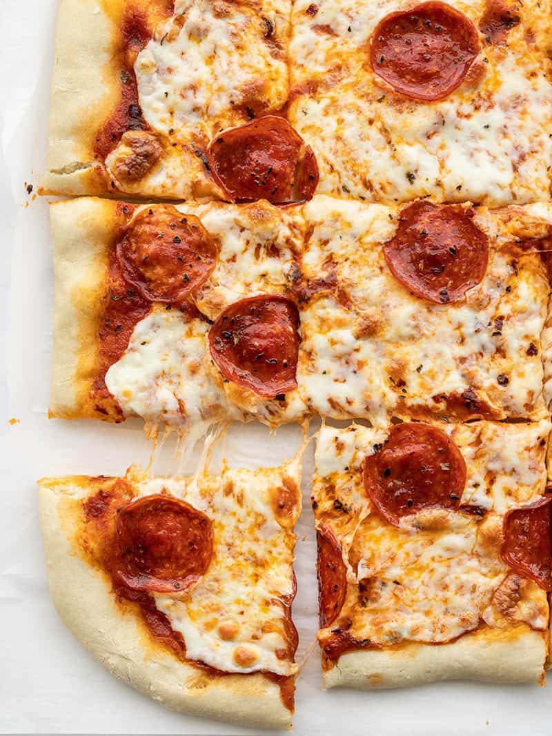 Easy Homemade Pizza (step-by-step photos)