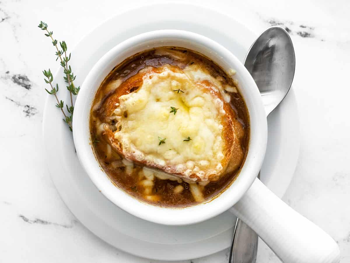 https://www.budgetbytes.com/wp-content/uploads/2020/11/French-Onion-Soup-bowl.jpg