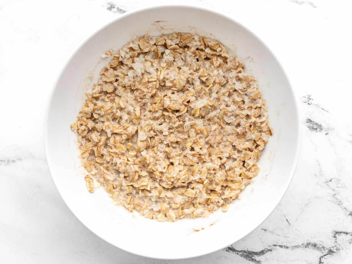Microwaved cauli oats in a bowl