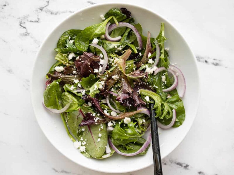 side salad with red onions