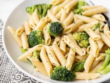 close up of ranch broccoli pasta in a bowl