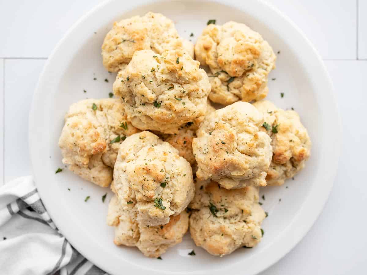 Drop biscuits on a round plate, garnished with parsley