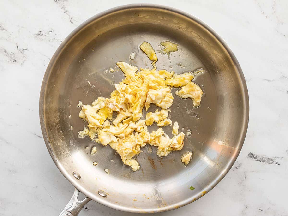 Scrambled eggs in a skillet