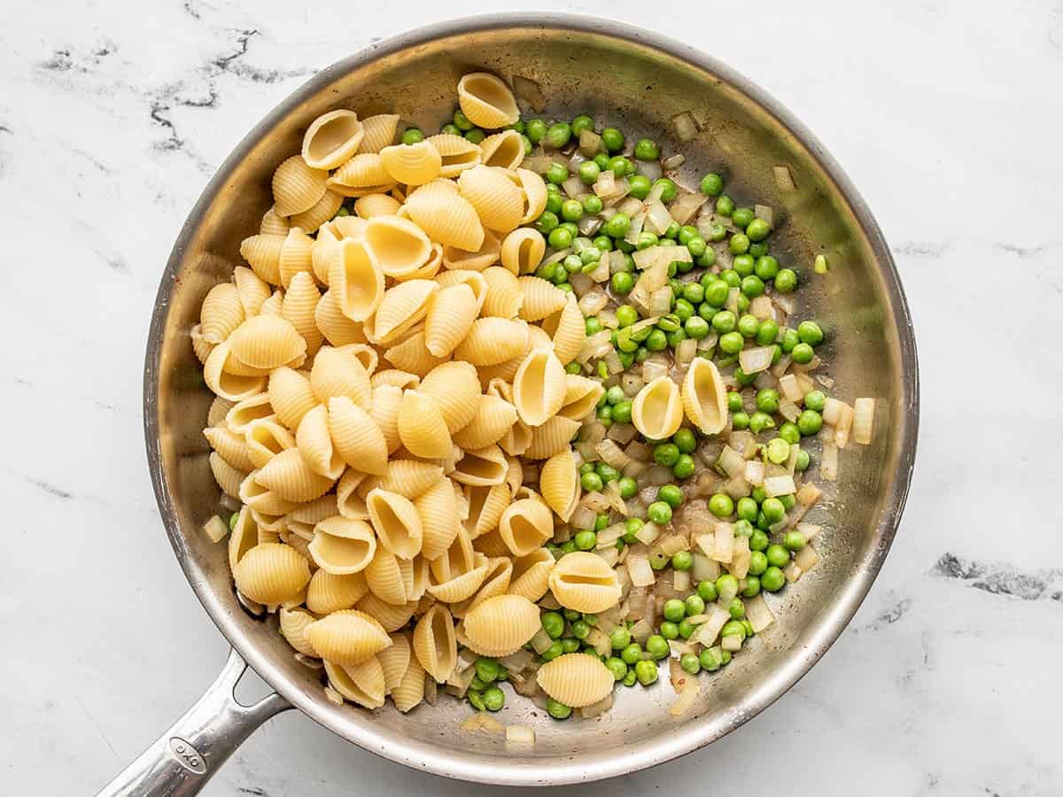 Ditalini Pasta with Bacon and Peas - The Recipe Rebel