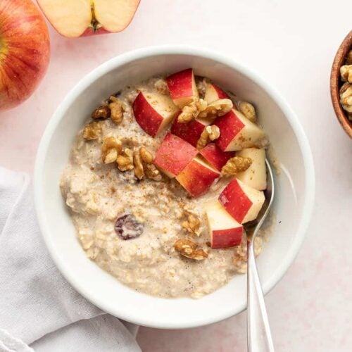 Overhead view of a bowl of apple pie overnight oats.