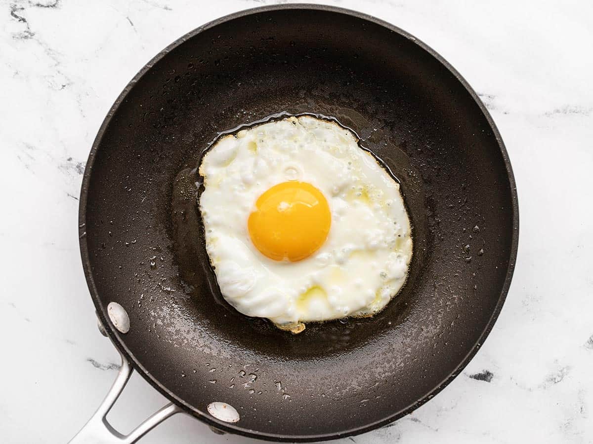 For Flawless Fried Eggs, Start With a Cold Pan