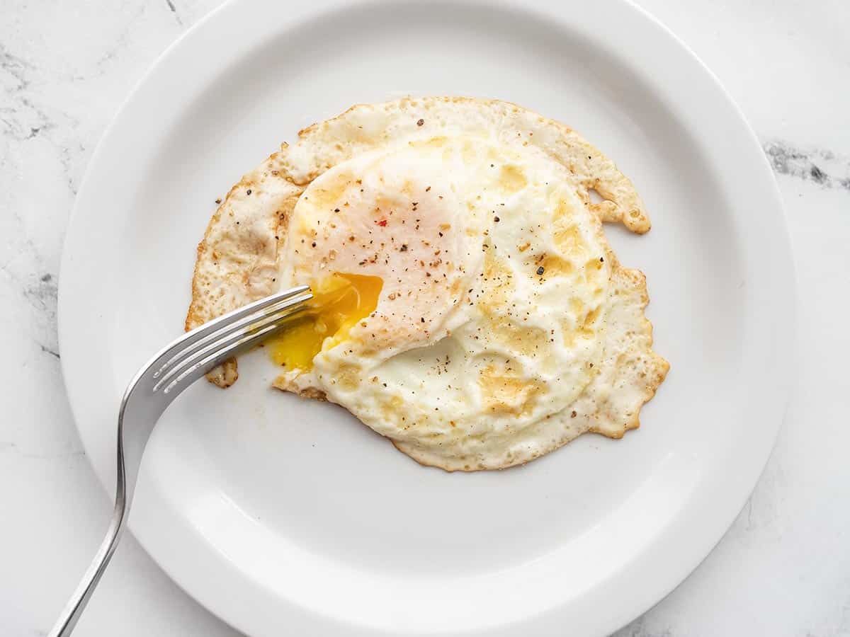 How to Fry an Egg - Budget Bytes