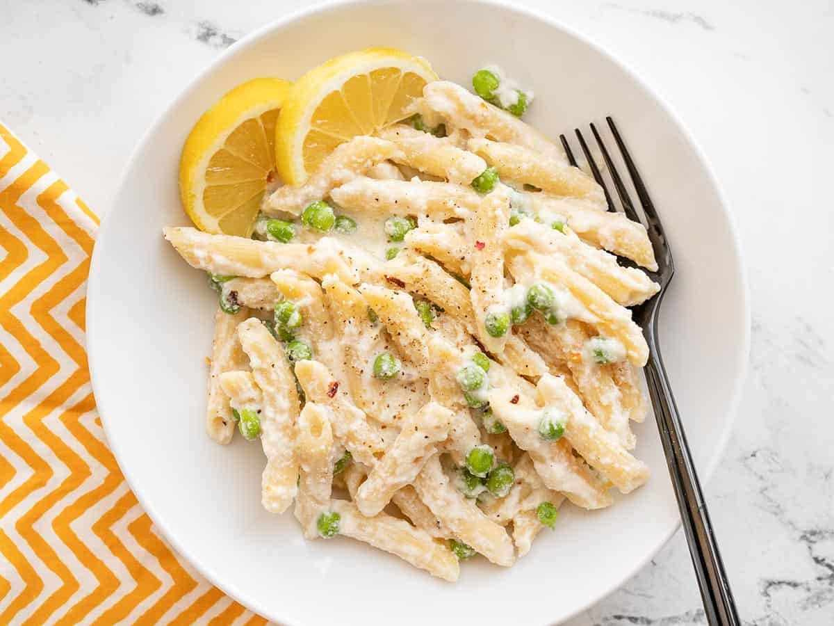 https://www.budgetbytes.com/wp-content/uploads/2022/06/Lemon-Ricotta-Pasta-bowl.jpg