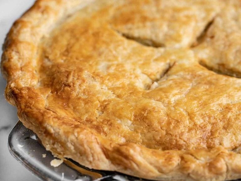 Master the Art of 3-Ingredient Pie Crust: Simplicity, Versatility, and Deliciousness