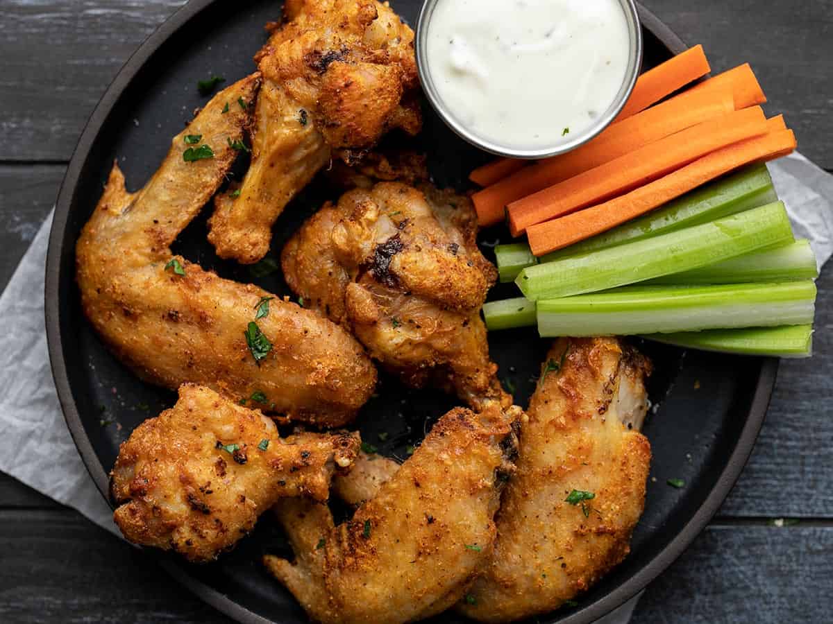 Crispy Perfection: Mastering Air Fryer Chicken Wings for Irresistible Flavor and Texture