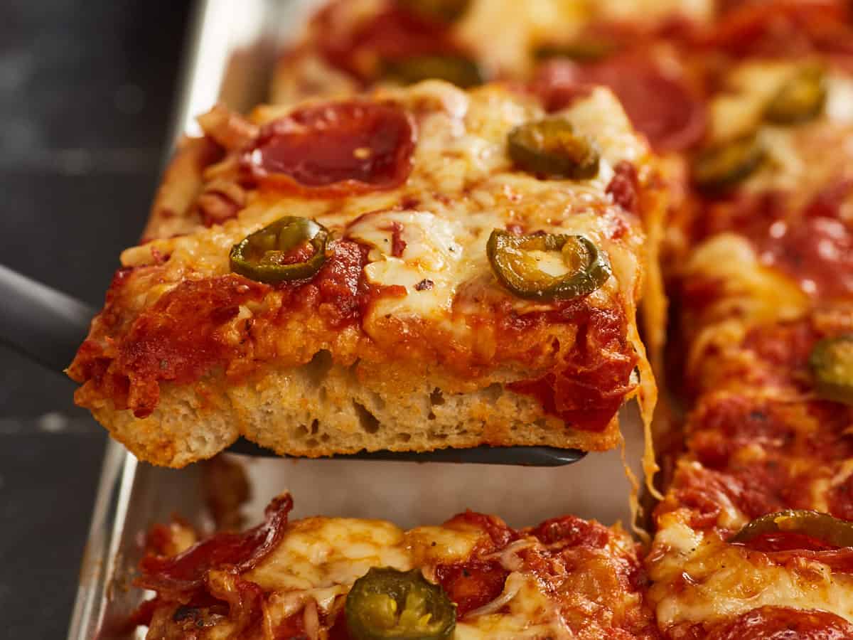 Fluffy Sheet Pan Pizza Recipe (1 hour!)