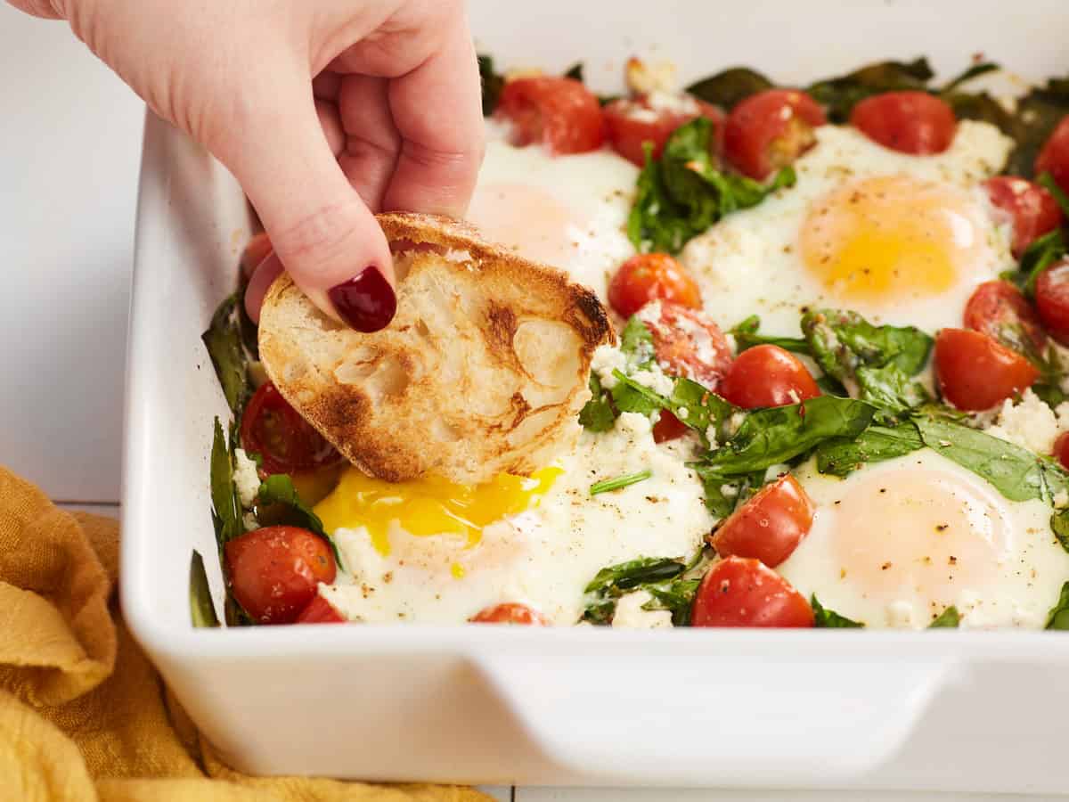 Baked Eggs – Budget Bytes