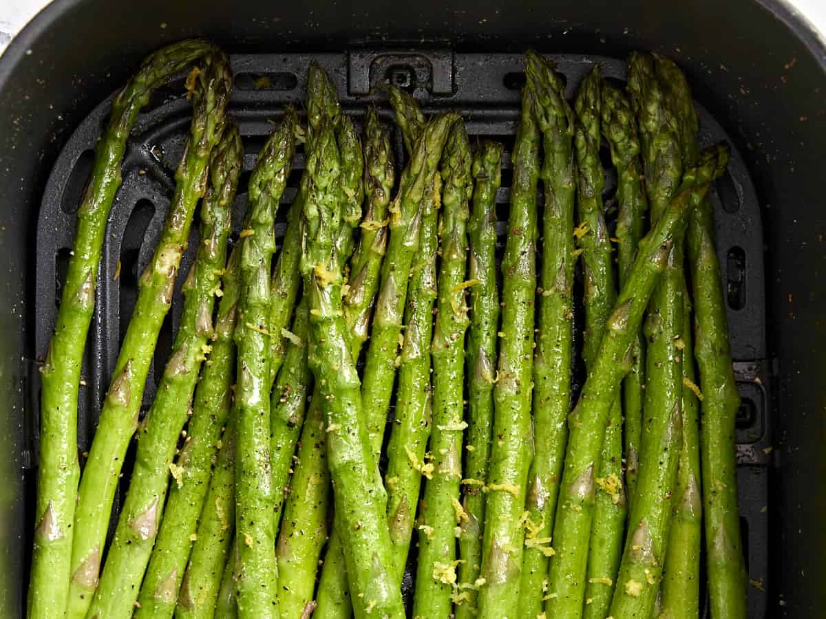 asparagus spears in an air fryer.