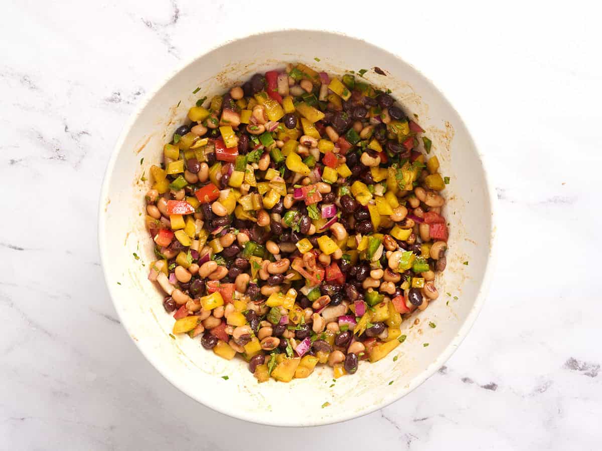 Finished cowboy caviar in a bowl.