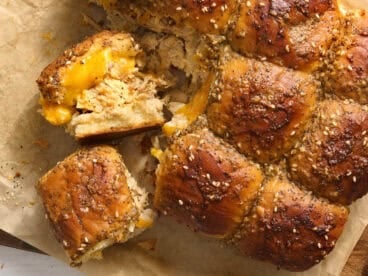 Overhead view of chicken sliders.