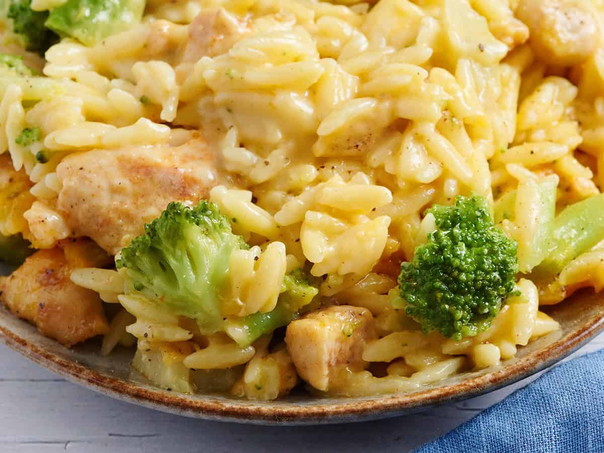 Side close up of chicken broccoli casserole on a plate.